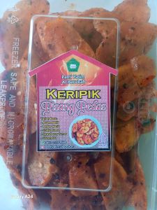 keripik pisang pedas