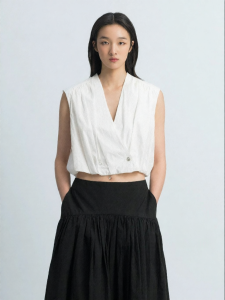 Sleeveless V-Neck Ruffled Short Shirt