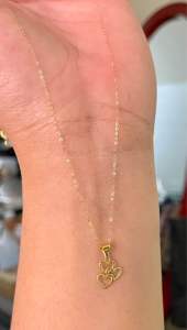 PAWNABLE 18K Saudi Gold Necklace(thin) with MINI Tri-Heart Pendant(small/open back)