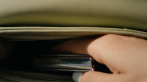 Samsung Galaxy Z Flip3/Z Flip4  5G /Android Phone / flip phone/ Dual Screen/Snapdragon 8+ Gen 1/openline/COD/PRELOVED