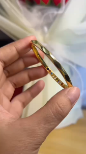 กำไลมินิมอลซ่อนทรัพย์ 9 พลอย กำไลหรูหรา เสริมโชคลาภ ความสำเร็จ A4-P192