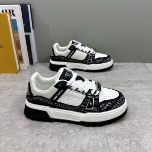 Mens Fashionable Sporty Casual Shoes 2025 Autumn New Style Thick Bottom Heightening Board Shoes Comfortable All-Match Low Top