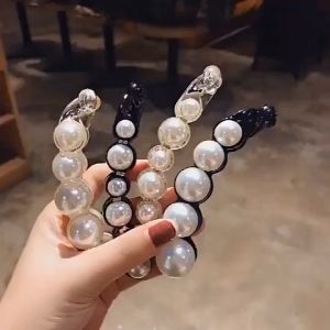 JEPIT RAMBUT MODEL PISANG MUTIARA PUTIH FAHSION WANITA