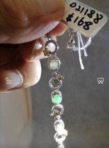 🌹100% Authentic Brand New Set "A" grade Burmese S925 sterling silver zirconia diamonds frame high translucency jadeite beads bracelet unique colour lustrous surface sunny green beads symbolise good luck prosperity exquisite elegant beauty n lovely
