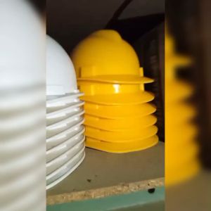 HELM PROYEK PVC PLASTIK WARNA PILIH MEREK RANDOM SAFETY TALI DAGU SET TOPI PELINDUNG KEPALA