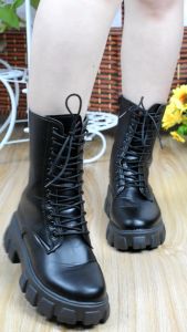 Womens high-top lace-up martin boots leather lace-up thick-soled boots