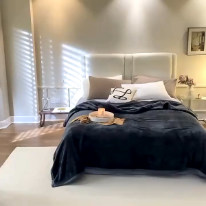 WEICEE Blanket Microfiber Kumot Double-Sided Plush Fleece Blanket Soft Sofa Blanket No Shedding No Fading