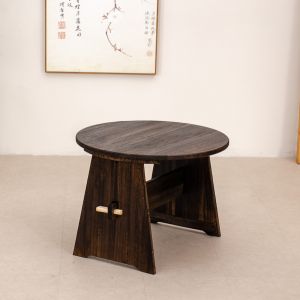 โต๊ะกาแฟขนาดเล็ก โต๊ะทานอาหาร โต๊ะนอน โต๊ะดินน้ำมัน โต๊ะดินน้ำมันสไตล์ย้อนยุค โต๊ะดินน้ำมันสำหรับดื่มชาในสวน โต๊ะและเก้าอี้