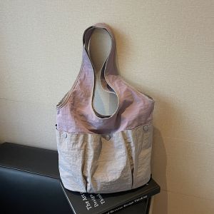 Elegant Large Pocket Tote Bag 2025 New Lightweight Versatile Single Shoulder Underarm Bag Handbag Trendy Design Ladies Bag