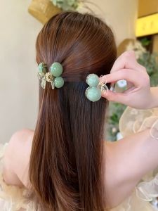 Big Pearl Hair Clips Hairpins for Women Girl Korean Large Acrylic Shark Clip Crab Hair Claw Ponytail Holder