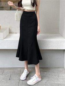 กระโปรงทรงเอเอวสูงทรงสลิมฟิตเอวยางยืดผ้าถักสีดำ กระโปรงทรงหางปลา กระโปรงทรงเอ กระโปรงยาวปานกลาง ฤดูใบไม้ผลิและฤดูร้อน ใหม่