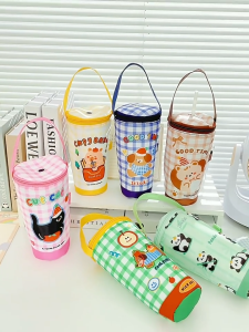 Túi xách vải giữ nhiệt đựng cốc trà sữa cafe ly nước có nắp che lỗ cắm ống cỡ lớn nhiều hình con vật cute đẹp rẻ đa năng tiện lợi