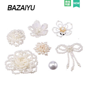 Pearl Flower Shoe Buckle Accessory for Clog Shoes Elegant Sensation Fish Brand Metal Spring 2025 Collection