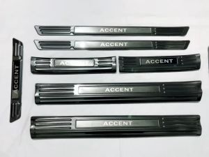 Ốp Bậc Cửa Nẹp Bước Chân Carbon Xe Huyndai Accent 2025-18 Mẫu Vân Carbon Cao Cấp Sẵn Keo Dán 3M