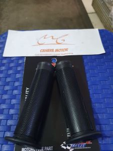 HAND PAD HAND GRIP BULU MERK RACE NUI WARNA HITAM / BLACK