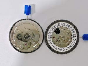 Japan NH35 Movement Crown At3.8/3/6 NH35A Wheel 24 Jewels With Black Date Automatic Mechanical Watch Dial Mods Repair Watchmaker