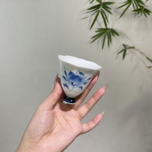 Hand-Painted Ceramic Lotus Tea Cup Chinese Style Home Use Personal Specialty Gongfu Tea Set Single Cup Fine Quality Vintage