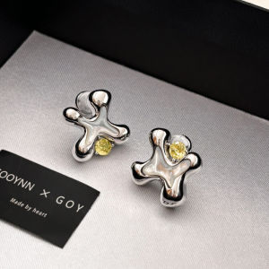 Elegant Irregular Silver Earrings Womens Fashion Jewelry Shell Inlay Geometric Shape Dangle Earrings Luxury Sensation