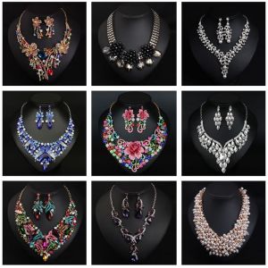 Fashion Decoration Retro Choker Exaggerated Female Easiest for Match Fashion Socialite Clavicle Chain Evening Dress Dinner Accessories Pendant