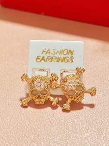 ต่างหู ชุบทอง ลาย กระโหลกไขว้ งานชุบ คุณภาพสูง ไม่ลอก ไม่ดำ