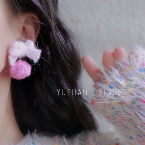 Adorable Butterfly Knot Furry Ball Earrings Pink Girl Style Winter Suitable Mosquito Coil Tray Clip-On Earrings Alloy Material