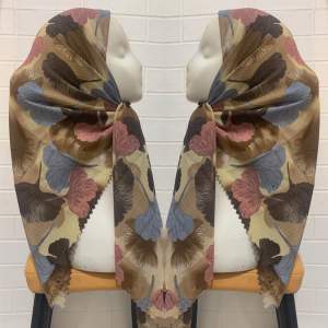 JILBAB SEGI EMPAT BAHAN DOBBY MOTIF SIZE 110x110cm