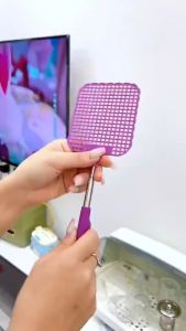 Tongkat Pemukul Lalat Teleskopis: Alat Perlindungan Rumah