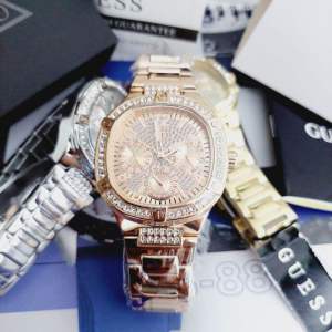 JAM TANGAN WANITA GUESS DUCHESS GW0558L1 / GW0558L2 / GW0558L3 CHRONO DAY DATE STAINLESS STEEL STRAP ORIGINAL