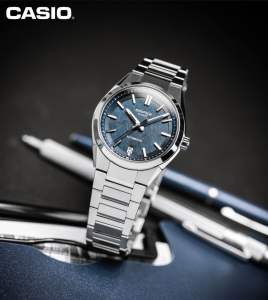 [Original] EFK-100D-2A Casio Forged Carbon Automatic Sapphire Mens Watch with Blue Forged Carbon Dial and 100m Water Resistant Silver Stainless Steel | Official Warranty