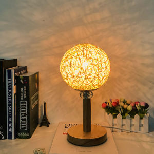 Modern Minimalist Bedroom Desk Lamp Eye Protection Student Dormitory Night Light Creative Dimming Girls Room Decorative Table Lamp