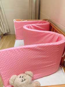 A Baby Bed Protector Suitable for Newborns A Baby Bed Protector Made of Cotton with Printed Design Baby Mattress with Zipper for