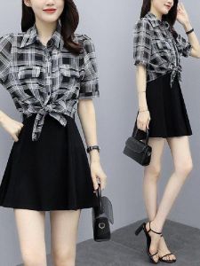 ฤดูร้อน ใหม่ ลายสก็อต แขนสั้น ผ้าชีฟอง เสื้อเชิ้ตและ สายคล้อง เดรส ชุดสองชิ้น ผู้หญิง พรางหุ่น หลากหลาย เสื้อแจ๊กเก็ตแบบบางครีมกันแดด อินเทรนด์