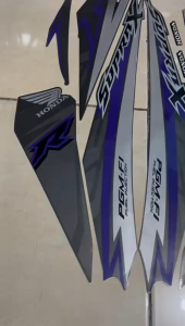 stiker striping honda supra x 125 fi 2018 hitam ungu lis body standar berkualitas original