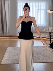 เสื้อกั๊กสายเดี่ยวสีดำสไตล์ฝรั่งเศสสำหรับผู้หญิงในฤดูร้อน เสื้อคลุมกันหนาวแบบสวมใส่ด้านนอก ดีไซน์เข้ารูป เสื้อไหมพรม