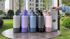 TYESO | Tyeso 1500ML Travel Mug with Handle and Sticker Vacuum Flasks Water Bottle Leak-Proof Lid for Outdoor Sports Hiking Large Cup
