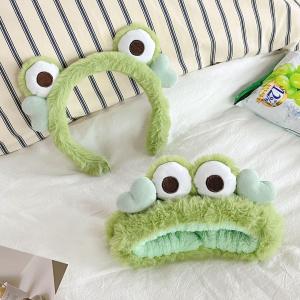 QIUZHISE | Cartoon Frog Eyes and Hearts Design Bathing Headband