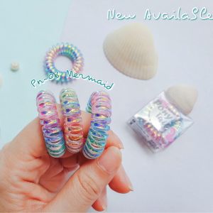 ยางรัดผม Ponytail สีMermaid re-branding เป็น Good evening (1ชิ้นต่อ1กล่อง) คุณภาพทนทาน สีน่ารัก ไม่ดึงเส้นผม ไม่รั้งผมจนทำให้ปวดหัว เมื่อยืดนำกลับมาแช่น้ำร้อนเพื่อให้สินค้าคืนตัว