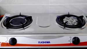 KASHIWA รุ่น K-2005 เตาแก๊สหัวคู่ เตาแก๊ส หัวอินฟราเรด หัวเทอร์โบ ออกแบบรูอากาศ ช่วยเพิ่มความดันแก๊สทำให้ เร่งไฟได้แรง รับประกันศูนย์