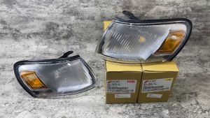 212-1561 CORNERLAMP CORNER LAMP LAMPU SEIN SEN SAMPING RATING RITING RIFTING BELOK KANAN KIRI GREAT COROLLA 1992 1993 1994 1995 1996