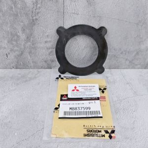 PLAT KAMPAS GIGI BELAKANG MITSUBISHI TRITON MB837599