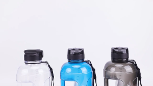 Uzspace Large Capacity Tritan Material US FDA Certification Water Bottle .