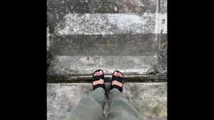 รองเท้ารัดส้น แบบถอดสายรัดได้ ใส่ได้ทุกเพศทุกวัย size35-46 รองเท้าแตะรัดส้น ใส่สบาย สไตล์เกาหลี