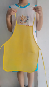 Waterproof Pocket Kids Apron Nonwoven Kids Painting Apron for Cooking Baking and Creative Handmake