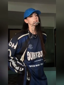 [Summer Thin Womens Letter Print Top]เสื้อยืดคอกลมแขนยาวพิมพ์ลายตัวอักษรลายทางสีบล็อกสำหรับผู้หญิงในช่วงฤดูร้อน