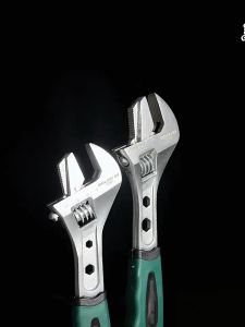 BAOLIAN ประแจเลื่อน 8 นิ้ว 10 นิ้ว 12 นิ้ว ประแจปากเลื่อน กุญแจเลื่อน ประแจ ด้านจับหุ้มพลาสติก Adjustable Wrench.