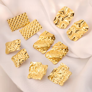 แผ่นสแตนเลสสี่เหลี่ยมชุบทองแท้18K ต่างหูทรงเรขาคณิตจี้เครื่องประดับหูสำหรับผู้หญิงที่แพ้ง่าย