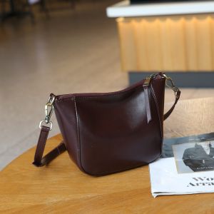 Fashionable Casual Leather Ladies Shoulder Bag Lightweight Dumpling Shape Handbag Soft Tanned Cowhide Versatile Crossbody Bag