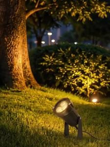 QIANQIU | Waterproof Tree Illuminating Garden Light