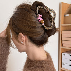 Elegant Unique Large Capacity Cloud and Leopard Pattern Shark Clip