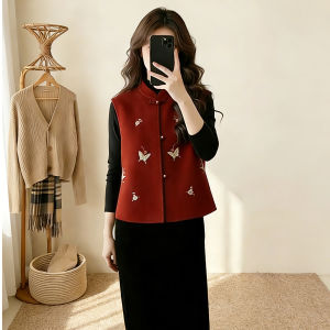 MANWUJINGLING | New Chinese Style Red Embroidered Butterfly Vest